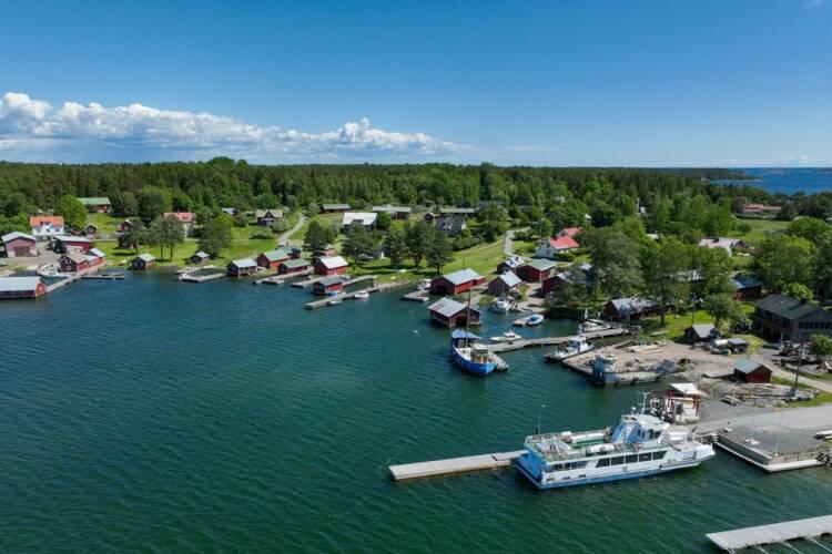 Guest Harbour of Rosala